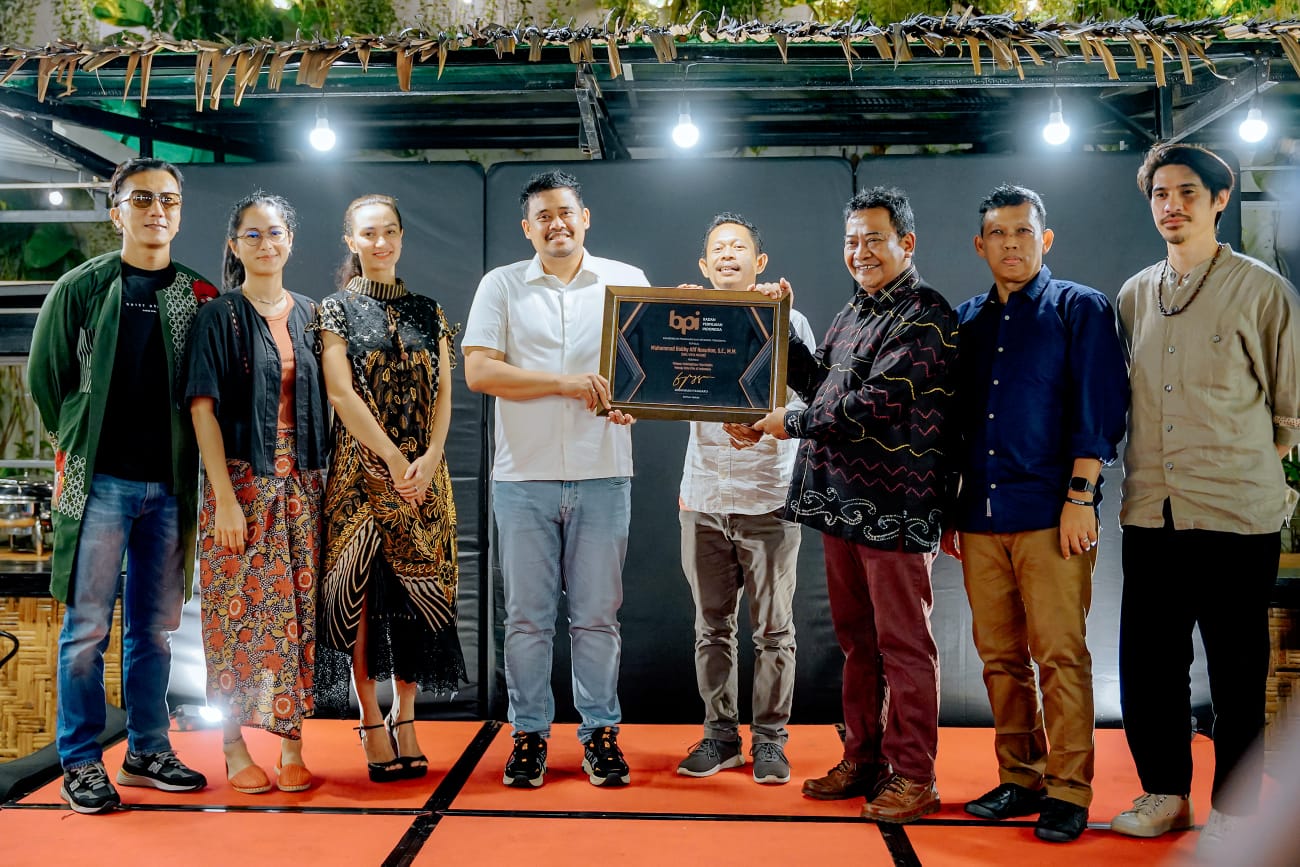 Badan Perfilman Indonesia Beri Penghargaan ke Bobby Nasution