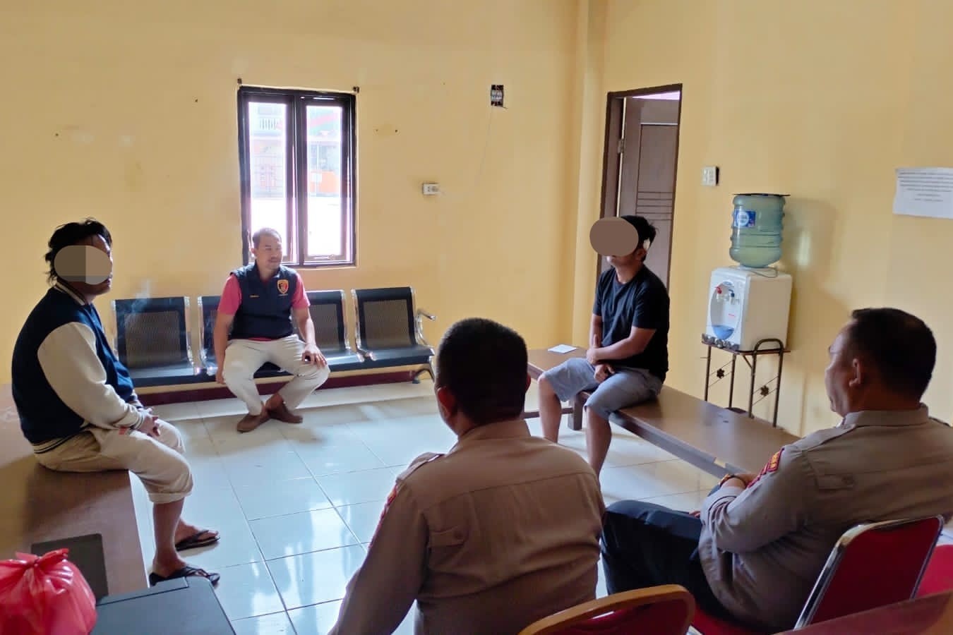 SPKT Polres Samosir Mediasi Tindak Pidana Penganiayaan