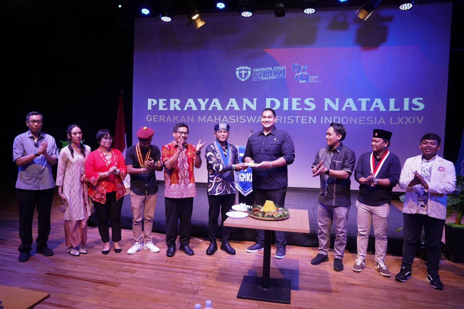 Menpora Dito Ajak GMKI Perkuat Pemuda Peduli di Dies Natalis ke-74
