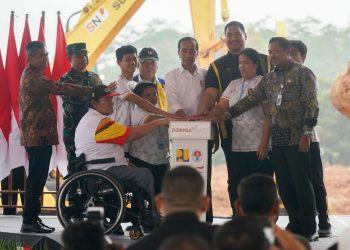 Menpora Dito Dampingi Presiden Jokowi Lakukan Groundbreaking Paralympic Training Center di Karanganyar
