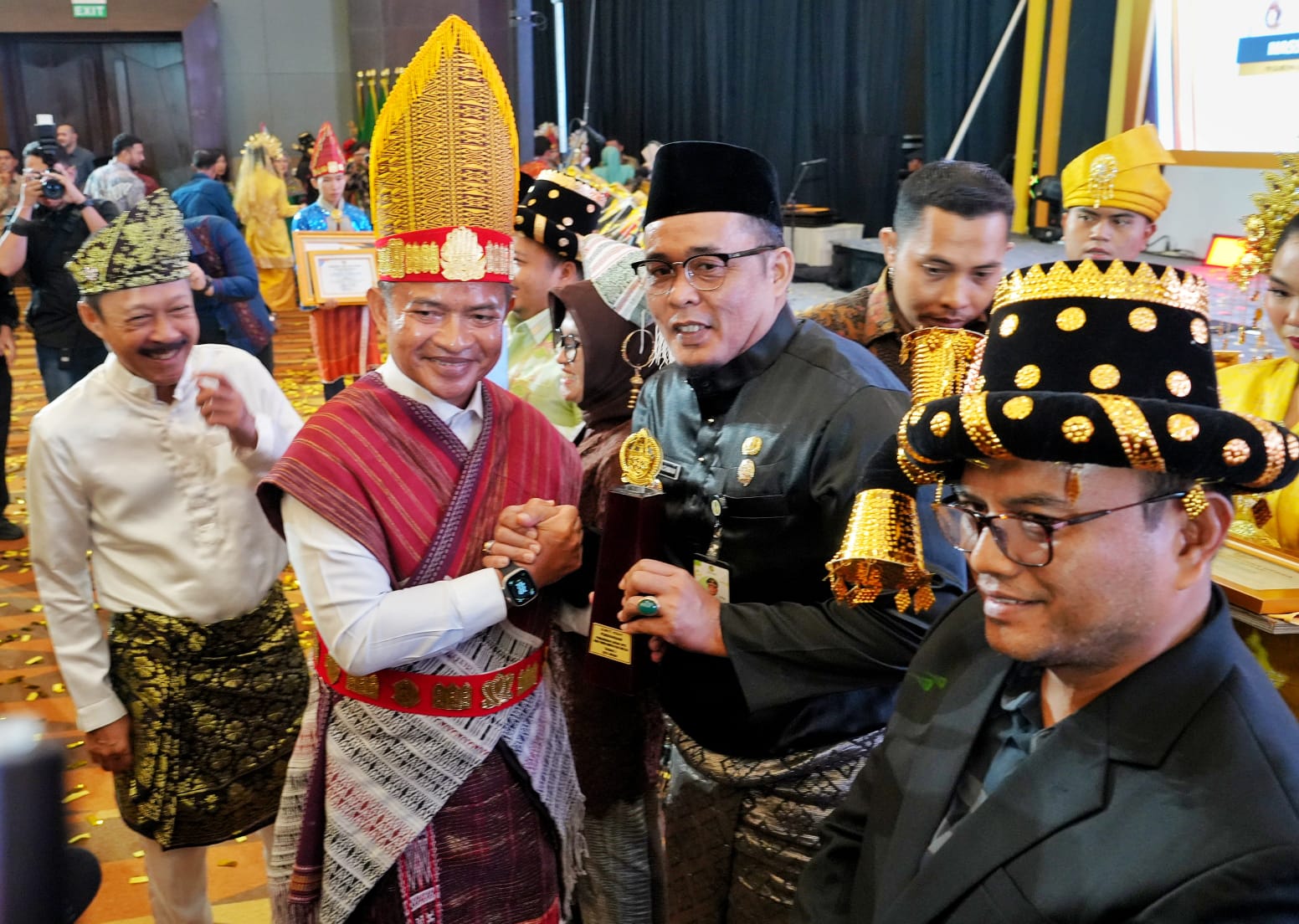 Pemko Medan Raih Penghargaan Pembangunan Daerah Tahun 2024