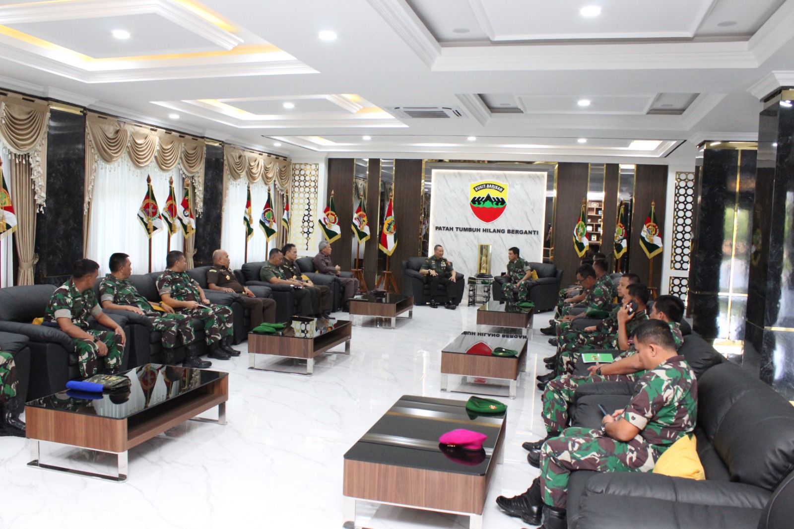 JAM Pidmil Sosialisasikan Kerjasama TNI dan Kejaksaan RI dalam Penanganan Perkara Koneksitas