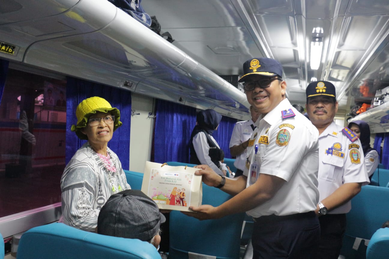 Kadishub Sumut Berangkatkan 466 Pemudik dan 30 Unit Sepeda Motor ke Rantau Parapat