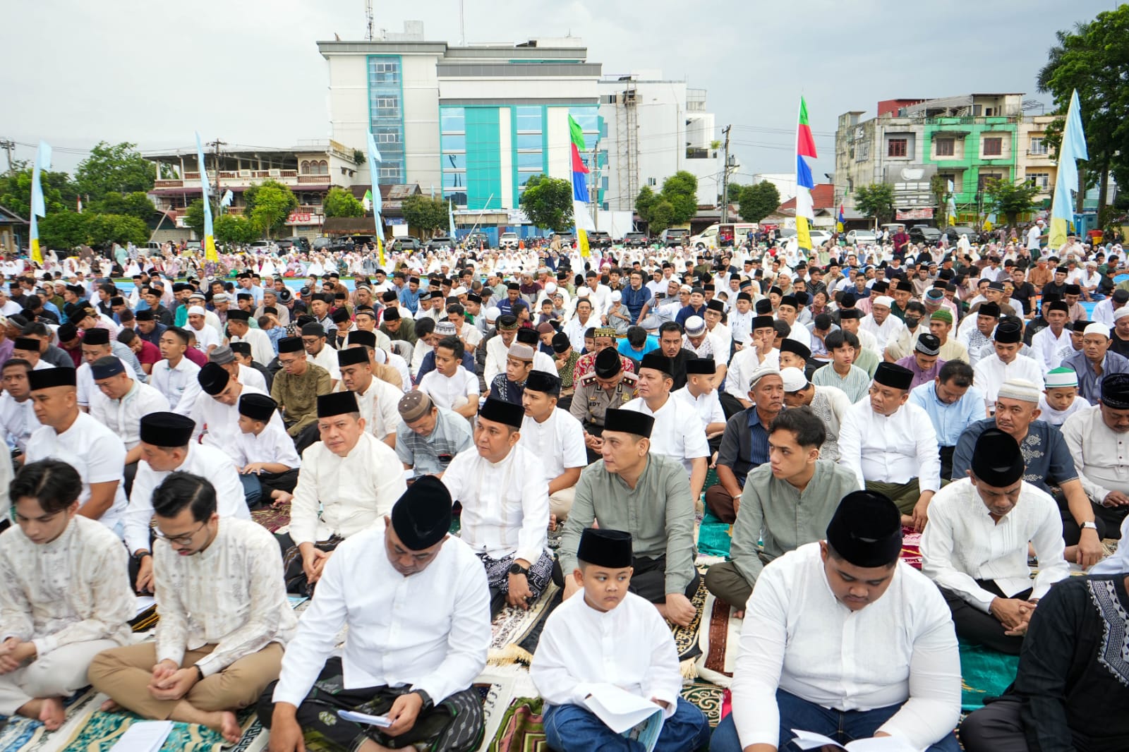 Maknai Idulfitri dengan Saling Memaafkan, Silaturahmi, dan Berbagi