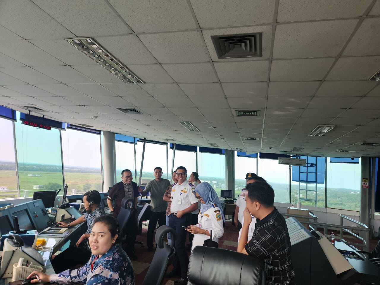 Kadishub Sumut dan Pihak Terkait Tinjau Menara Pengawas KNIA, Pastikan Kesiapan Bandara Kualanamu Antisipasi Arus Balik Lebaran