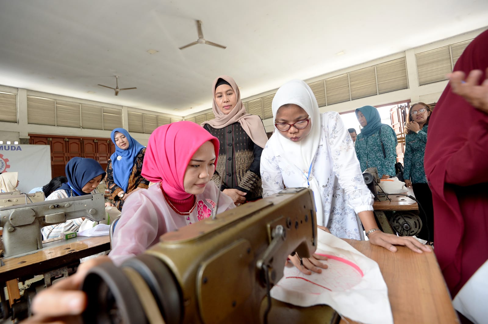 Meningkatkan Kemampuan dan Inovasi Melalui Pelatihan Kerajinan di Sumatera Utara