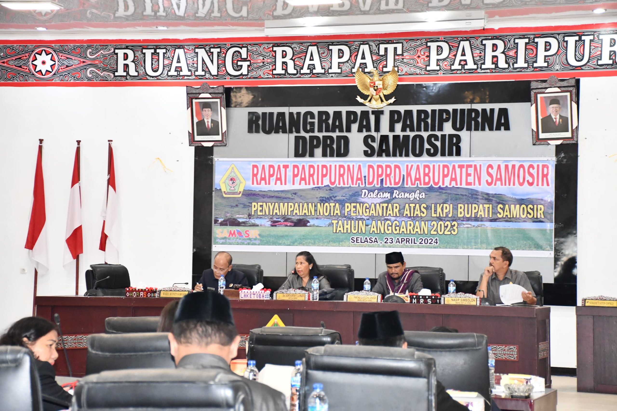 Serahkan Nota Pengantar LKPJ, Martua Sitanggang: APBD Samosir Tahun 2023 Lebih 969,66 Miliar