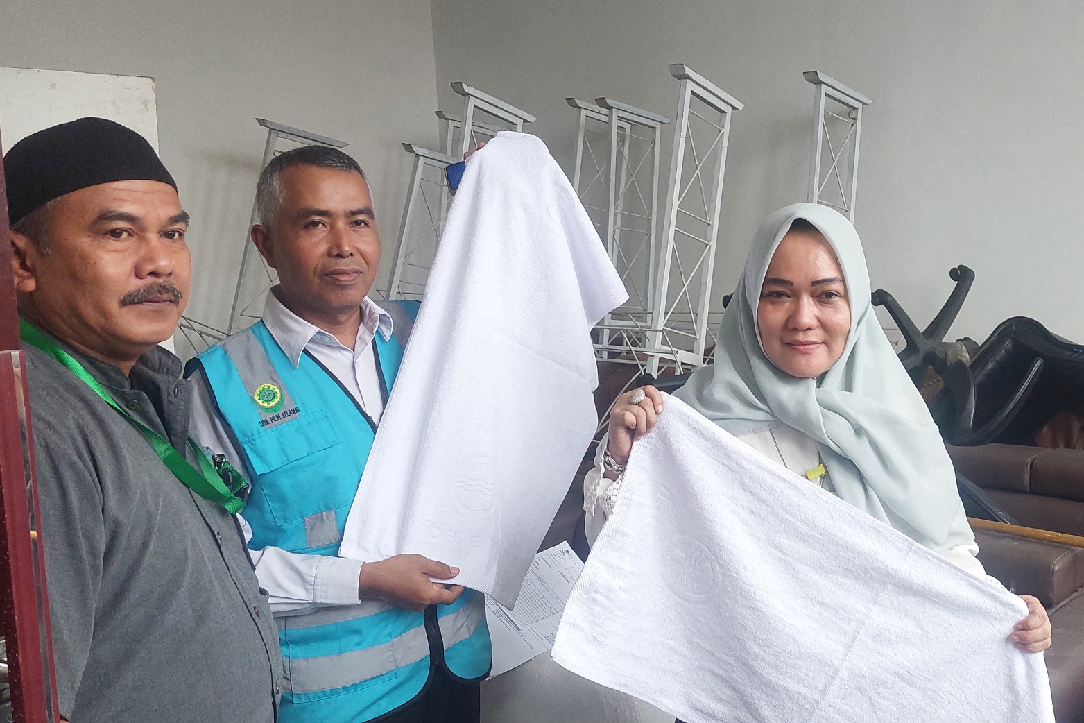 PDAM Tirtanadi Pastikan Handuk untuk Jamaah Haji 2024 Bagus dan Bermutu