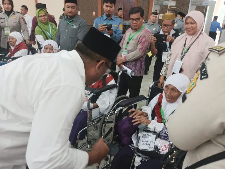 Waspadai Cuaca Panas di Madinah, Kemenag Sumut Imbau Jamaah Haji Membatasi Aktivitas di Luar Ruangan
