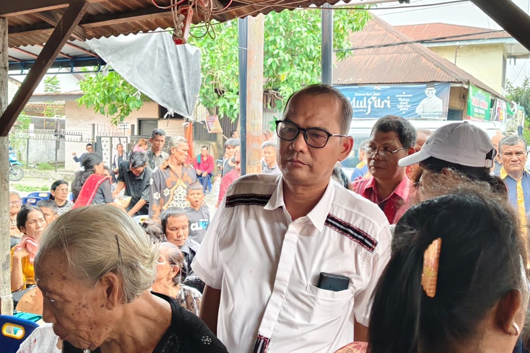 Antonius Tumanggor Melayat di Kediaman Tim SopoATRestorasi Bersatu