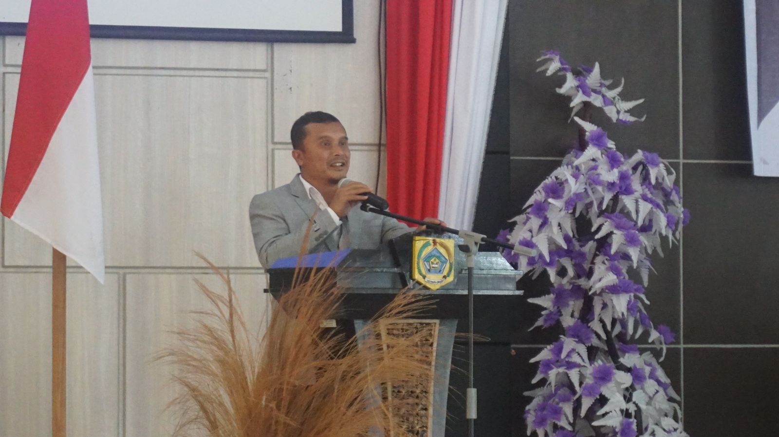 Bawaslu Kabupaten Pakpak Bharat Lantik 24 Anggota Panwaslu Kecamatan