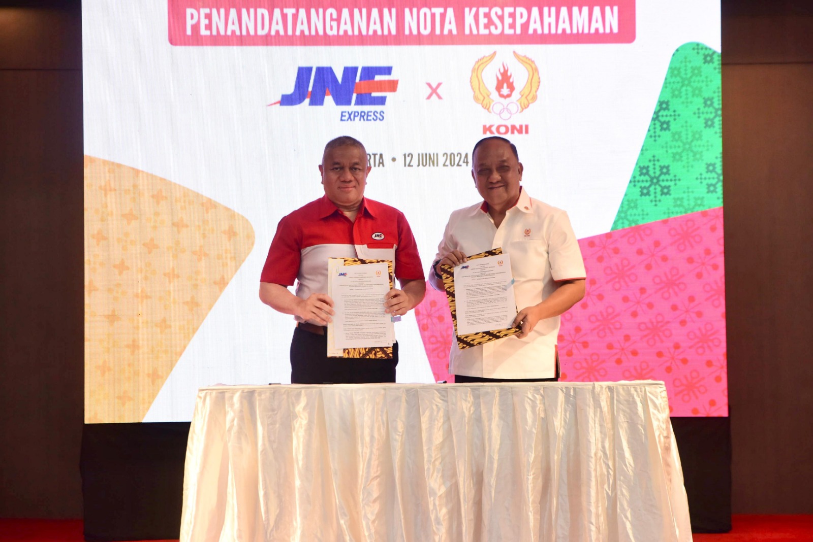JNE dan KONI MoU untuk Pengembangan Olahraga Nasional
