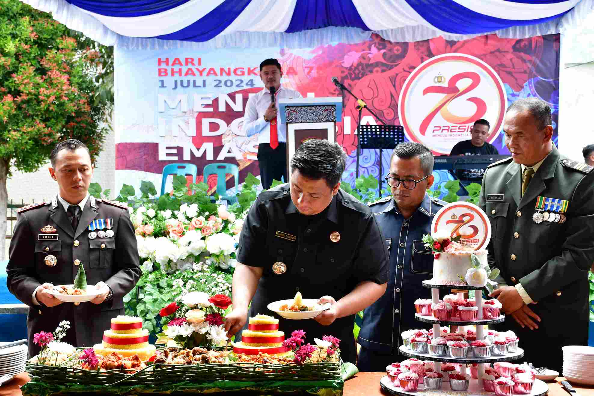 Bupati Samosir Hadiri Upacara HUT Bhayangkara ke-78 Polres Samosir