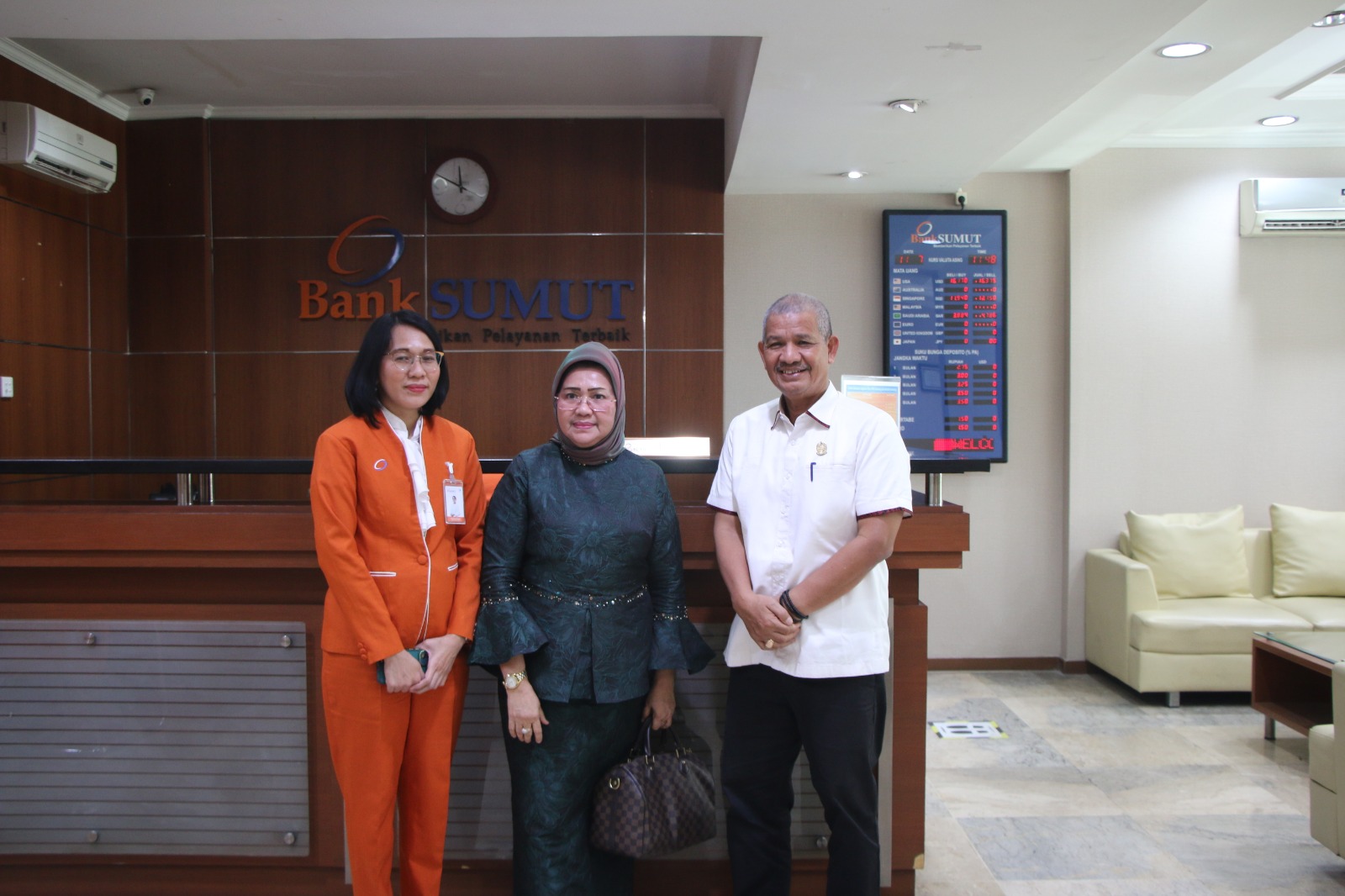 Kunjungi Bank Sumut Cabang DKI Jakarta Sutarto Minta Tingkatkan Pelayanan