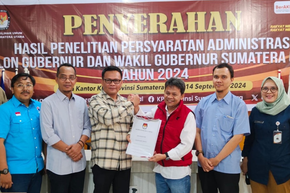 KPU Sumut Serahkan Hasil Penelitian Syarat Administrasi Cagub dan Cawagub