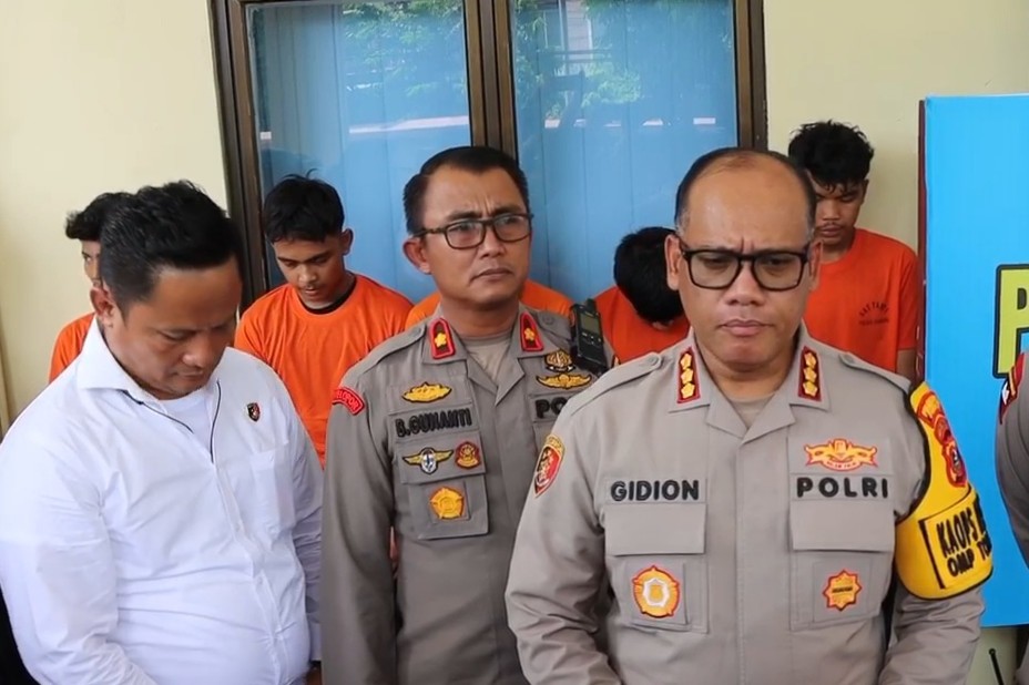 Polisi Bekuk 4 Begal yang Beraksi di 9 Lokasi, 2 Orang Ditembak