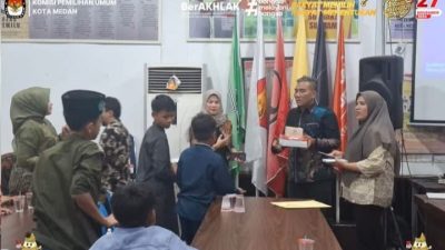 KPU Medan Gelar Doa Bersama dan Santuni Anak Yatim