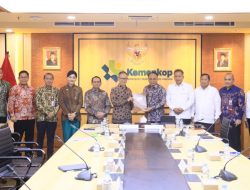 OJK Terima Daftar Koprasi yang Menjalankan Sektor Jasa Keuangan dari Kemenkop RI