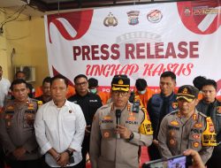 Polisi Amankan 9 Tersangka Penjarahan Toko dari Bentrok Mahasiswa
