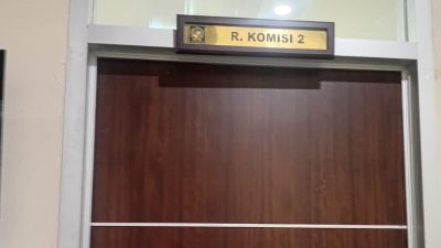 RDP Komisi II DPRD Medan dengan Disdik dan SMP PGRI Tertutup Untuk Wartawan, Ada Apa?