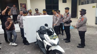 Polsek Medan Baru Luncurkan ‘Kereta Senyum’ untuk Salurkan Bantuan Sosial