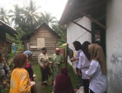 PMI Paluta Bagikan Takjil dan Santuni Anak Yatim