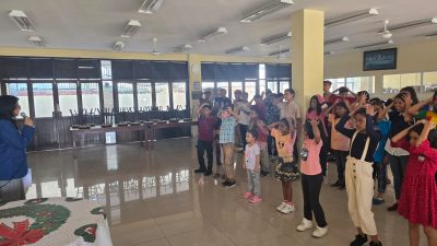 Membangun Kreativitas dan Kepercayaan Diri Anak-Anak Panti Asuhan Asih Lestari Bersama Mahasiswa UKRIDA