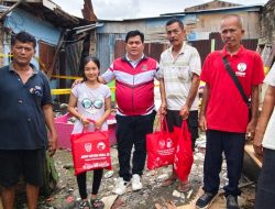 Lurah dan Kepling Apresiasi Jusup Suka Ginting Bantu Korban Kebakaran di Medan Johor