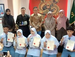 Wong Apresiasi Pelajar SMA Islam Al Ulum Terpadu Raih Juara di Ajang WYIE Kuala Lumpur