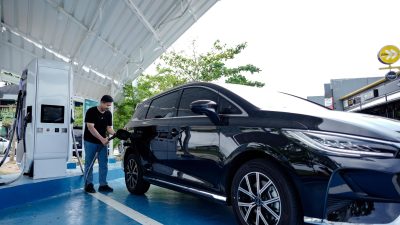 Layani Pengendara Mobil Listrik di Sumut Selama Libur Idul Adha, PLN Sebar 72 unit SPKLU