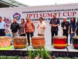 Ketua DPRD Medan, Hadiri Kejuaran Barongsai Naga di Deli Park