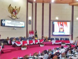 Rico Waas Tanggapi Pertanyaan Fraksi PKS tentang RPJMD 2025-2029