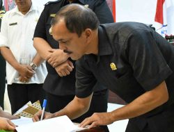 Sah! Tiga Ranperda Resmi Jadi Perda, Bupati Samosir dan DPRD Sepakat Tingkatkan Tata Kelola Pemerintahan