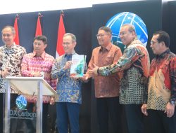 Peluncuran Buku Perdagangan Karbon Bagi Sektor Jasa Keuangan Mendorong Ekonomi Hijau