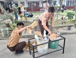 Dukung Gerakan Sekolah Bersih, SLB Negeri Pembina Sumut Gelar Aksi Tanam Bunga