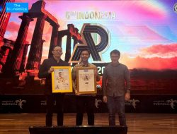 JNE Raih Dua Penghargaan di Indonesia Public Relations Summit 2025