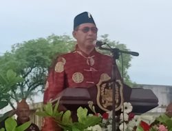Wong Chun Sen Bacakan Teks Proklamasi RI di Lapangan Merdeka Medan