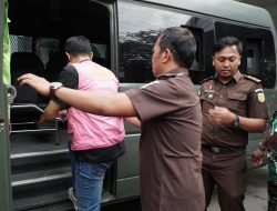 Kasus Kredit Bermasalah Bank Sumut: Dua Tersangka Resmi Diserahkan ke Jaksa