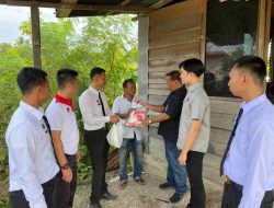 Lapas Gunungtua Tebar Kebaikan, Bagikan 20 Paket Bantuan Sosial ke Warga Sekitar