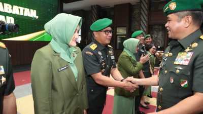 Brigjen TNI Arif Hartoto Resmi Gantikan Mayjen Tato Hadiyan sebagai Kapusbekangad