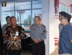 Kakanwil Kemenkum Sumsel Ajak Petugas Pengamanan Berikan Pelayanan Prima kepada Masyarakat