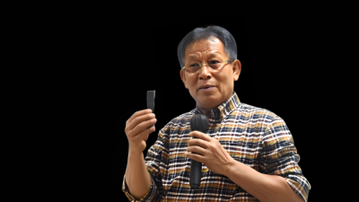 Buku Baru yang Bikin Heboh Dunia Pendidikan! ‘Membangun Negeri dari Sekolah’ Bongkar Rahasia Sukses Bangun Bangsa dari Ruang Kelas