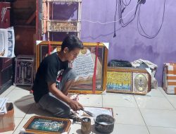 Bukhori, Pedagang Kaligrafi yang Pantang Menyerah