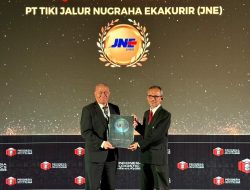 JNE Kembali Raih Penghargaan Courier of The Year di Indonesia Logistics Awards 2025