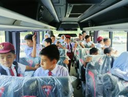 Brimob Sumut Antar Pulang Siswa SD Agar Aman dan Nyaman