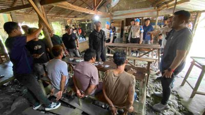 Sarang Narkoba di Pria Laut Digerebek, Pengedar Ditangkap dan Barak Dihanguskan Polisi