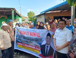 Zulkarnaen SKM Salurkan 300 Paket Pangan untuk Warga Terdampak Banjir di Medan