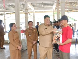Pemkab Samosir–Pemprov Sumut Perkuat Sinergi, 12,5 Ton Bibit Padi Mulai Disalurkan