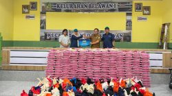 Pelindo Regional 1 Salurkan 5.815 Paket Sembako untuk Warga di Sekitar Pelabuhan