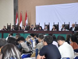 KPPU Putus 97 Pinjol Bersalah, Denda Rp755 Miliar dalam Kasus Penetapan Bunga